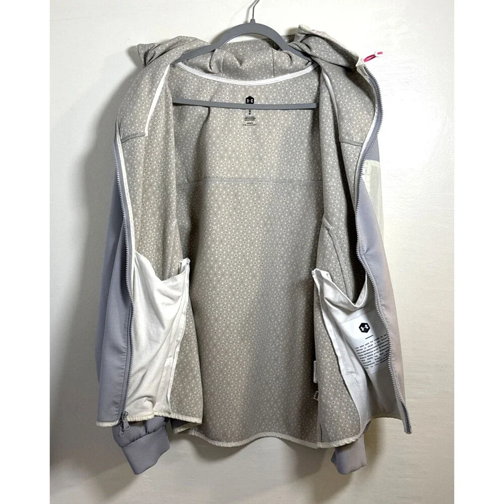 Under Armour Limited Edition Always on Recovery Jacket Size Large Gray White